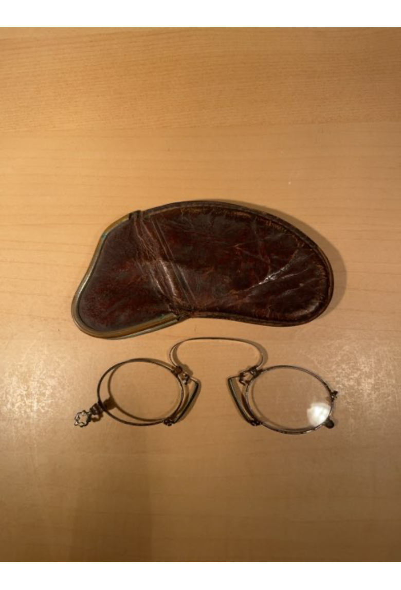 Gammel læsebrille/monokel